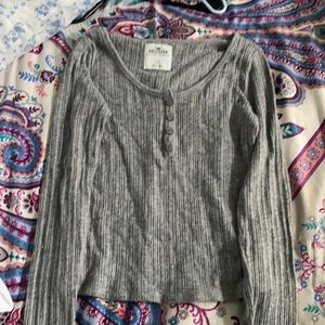 Gray long sleeve top